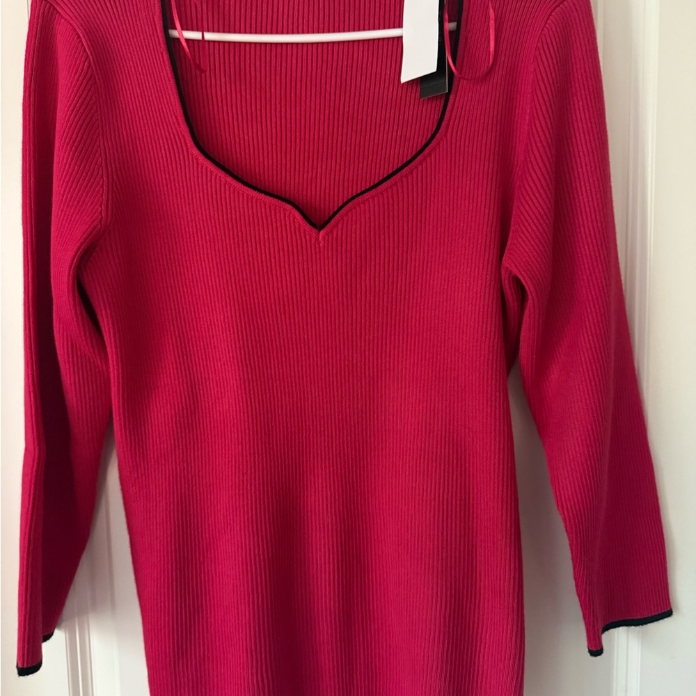 Tahari Pink Scoop Neck Sweater with Black Edging 
Size (L) NWT